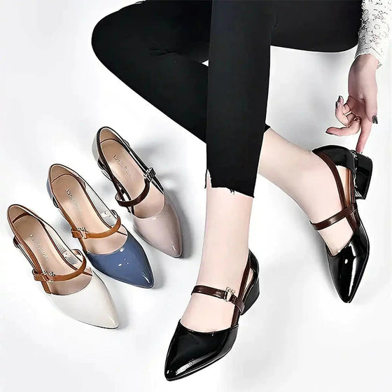 Niedrig ausgeschnittene High Heels mit spitzer Zehenpartie