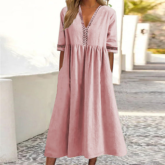 Spitzenkleid mit V-Ausschnitt und Taille