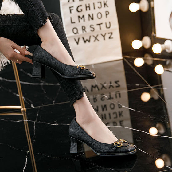 Vintage-Pumps mit quadratischer Spitze