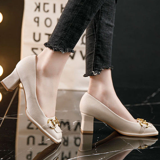 Vintage-Pumps mit quadratischer Spitze