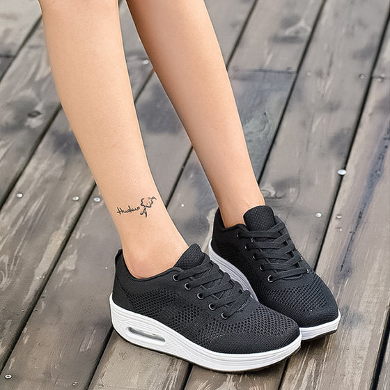 Luftkissen fliegende gewebte Rocker-Schuhe