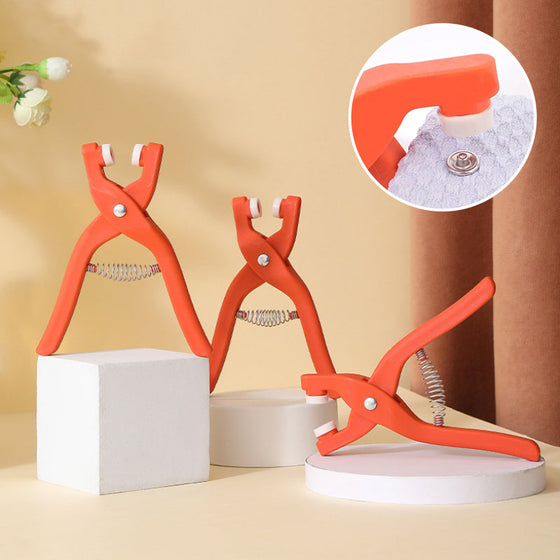 Werkzeugsatz mit fünf Klauenschnallen