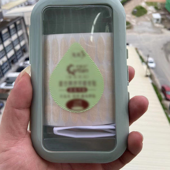 Unsichtbare doppelte Augenlidstreifen