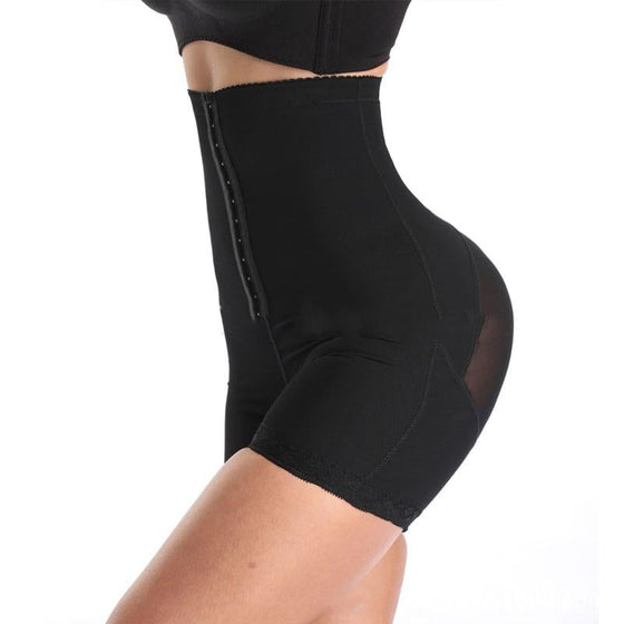 Bauchige Shorts