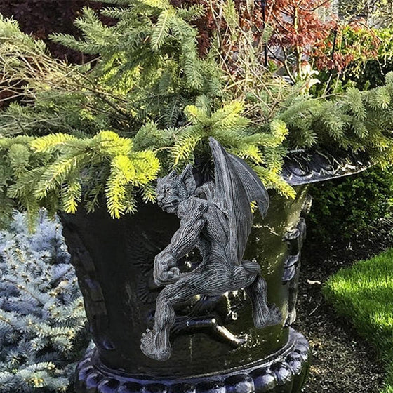 Drachengeflügelter Gargoyle-Zaunaufhänger