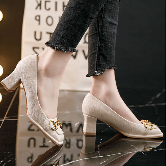 Vintage-Pumps mit quadratischer Spitze