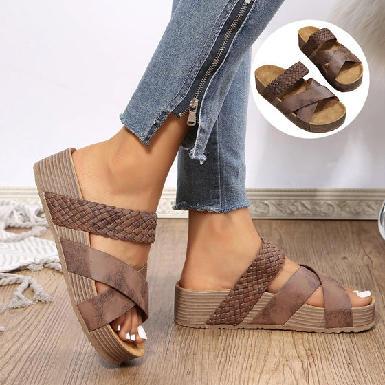 Plateausandalen mit Keilabsatz