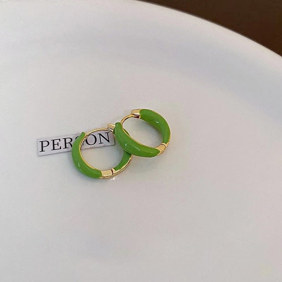 Elegante und modische Creolen